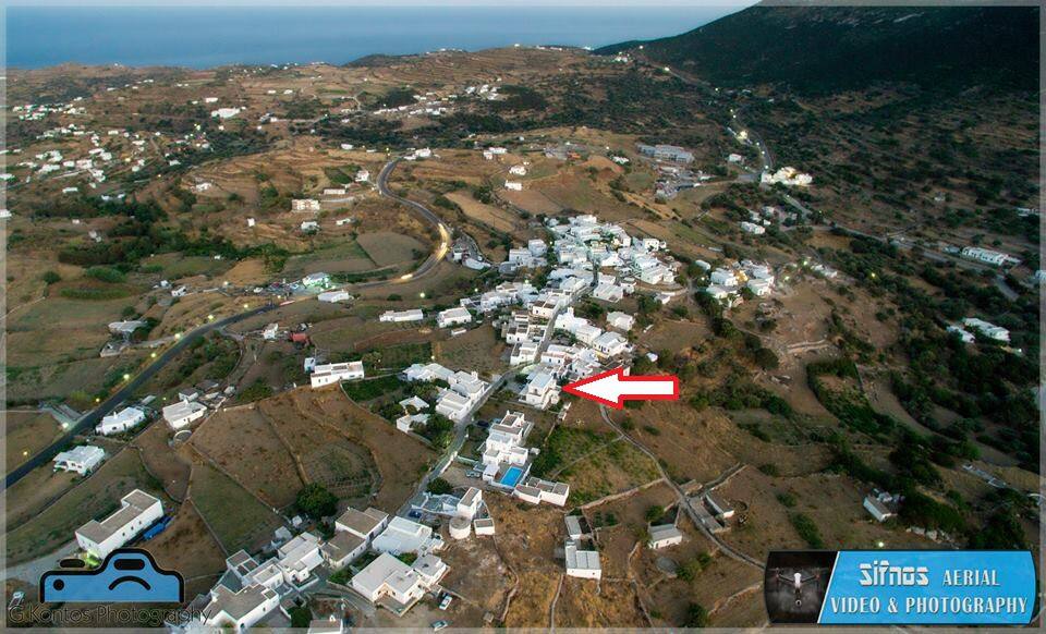 The location of spacious apartment in Katavati of Sifnos